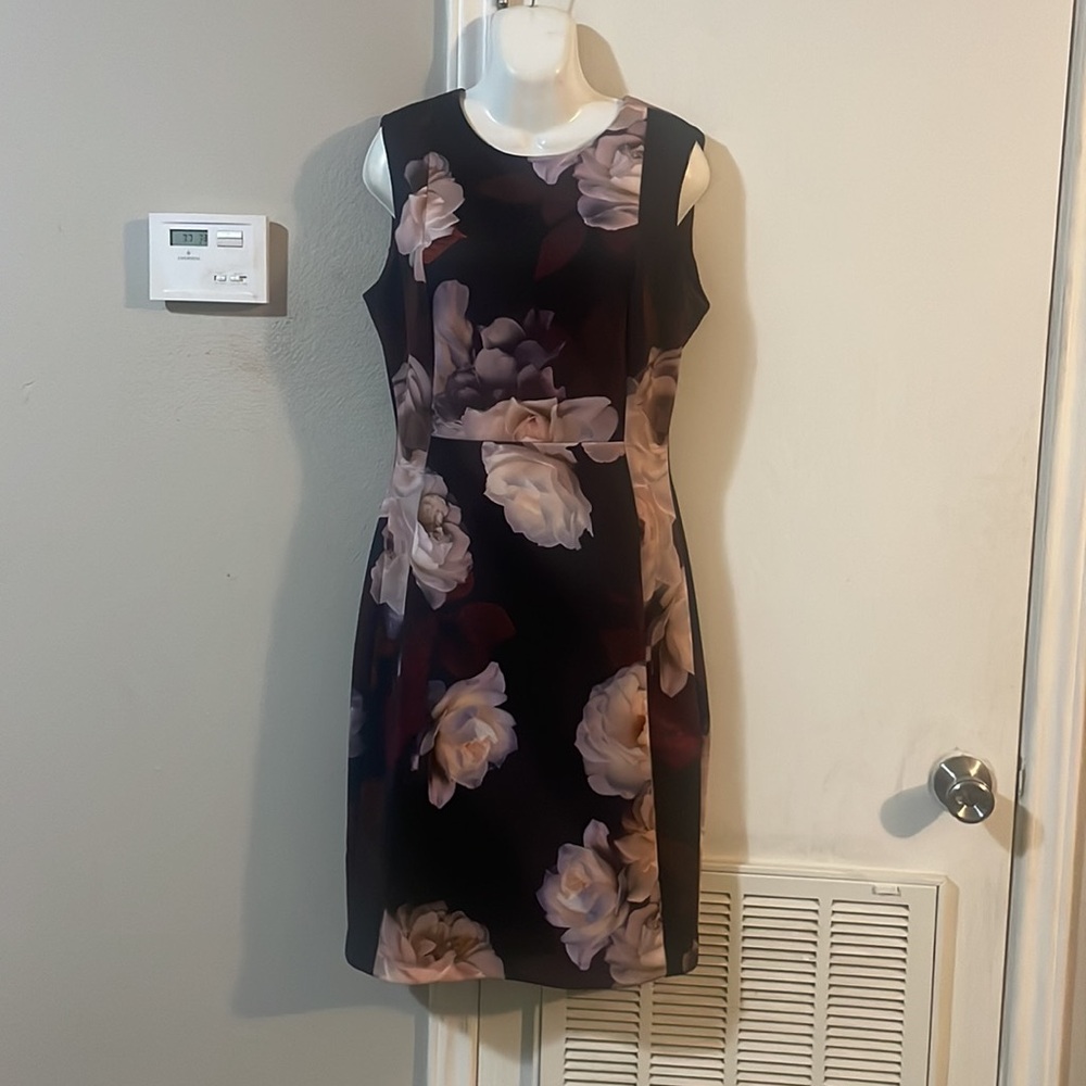 Floral Sleeveless Dress - Black and Pink